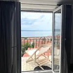 Great Seaview